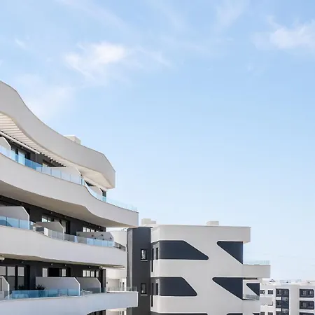 Stylish 2br Pool & Balcony Apartment Fuengirola